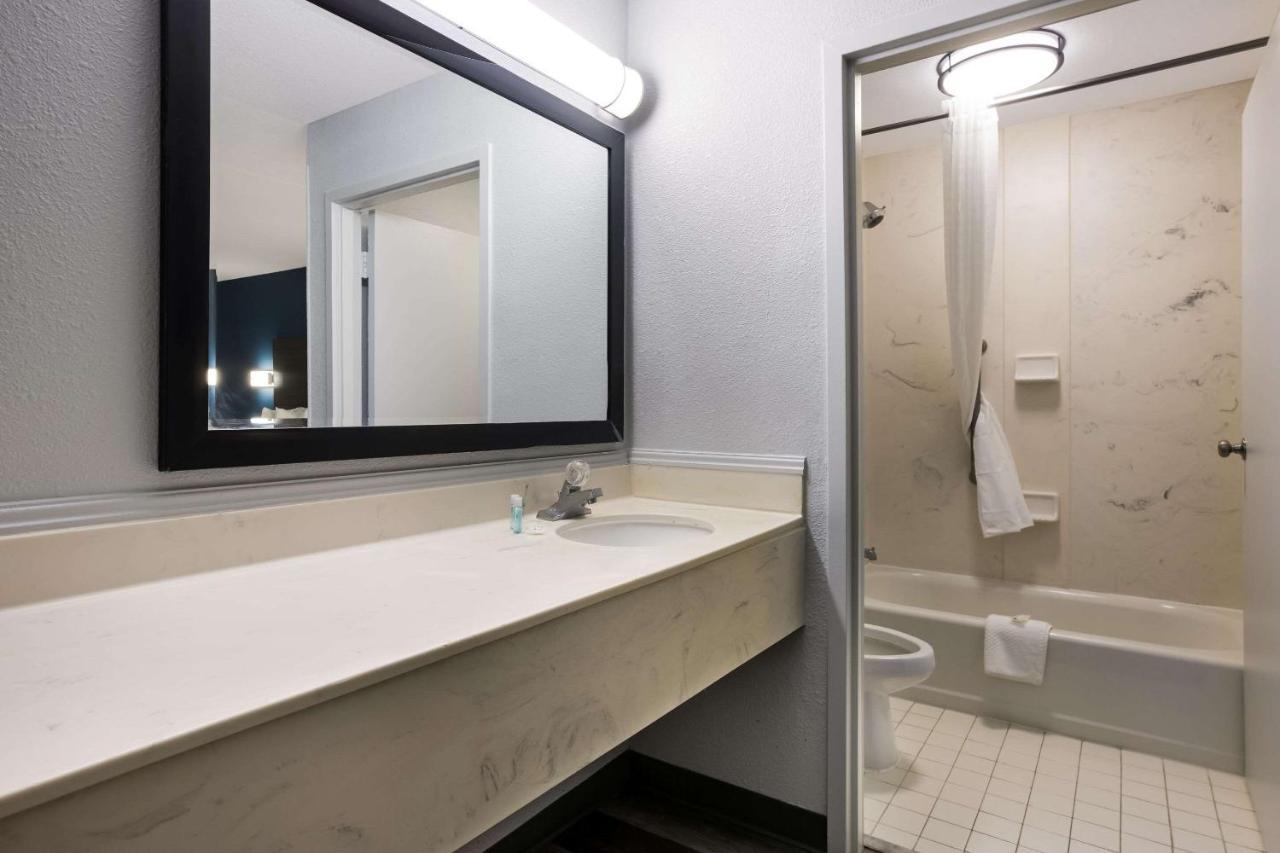 Suburban Studios Hinesville - Fort Stewart Area Экстерьер фото