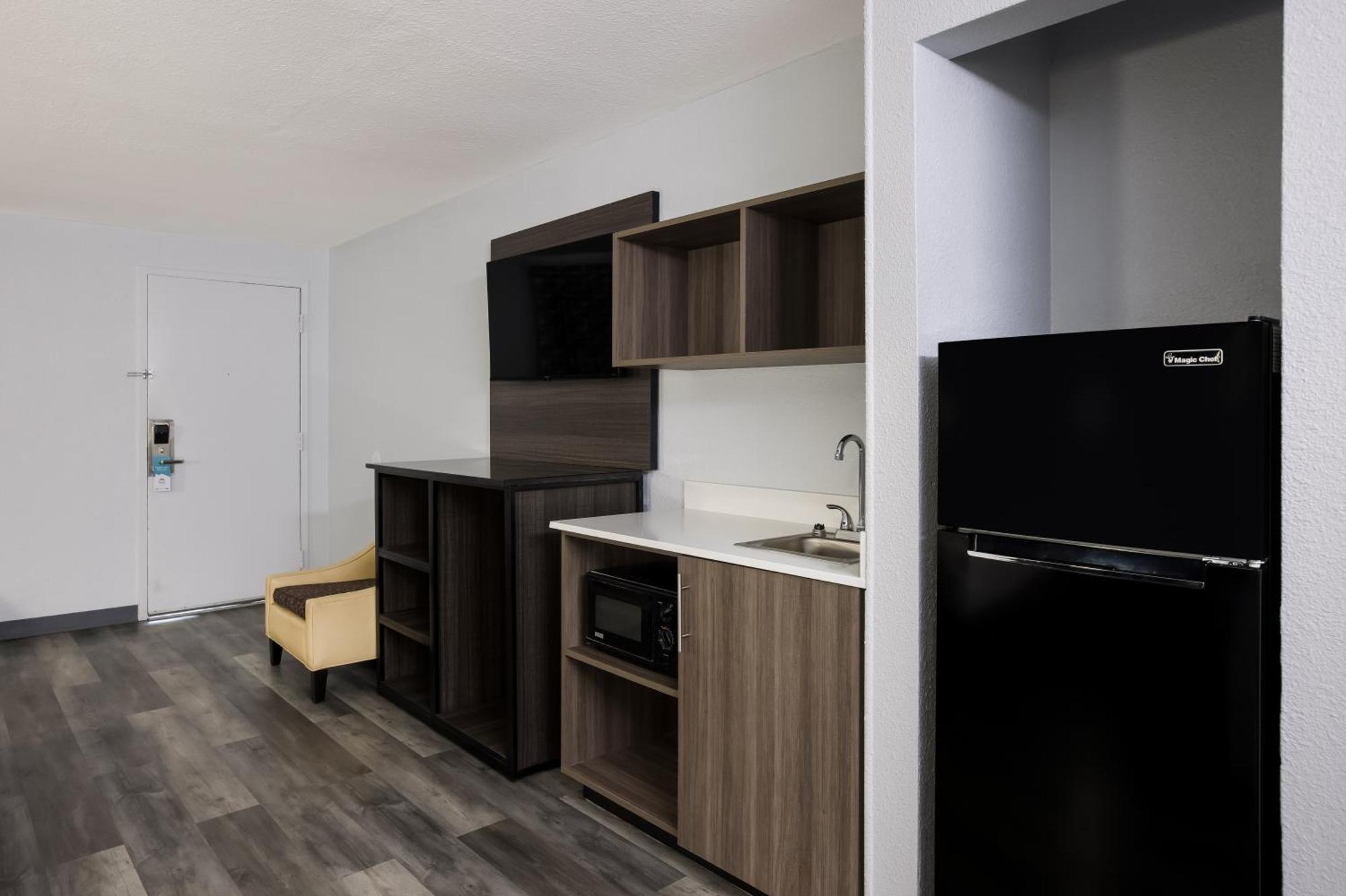 Suburban Studios Hinesville - Fort Stewart Area Экстерьер фото