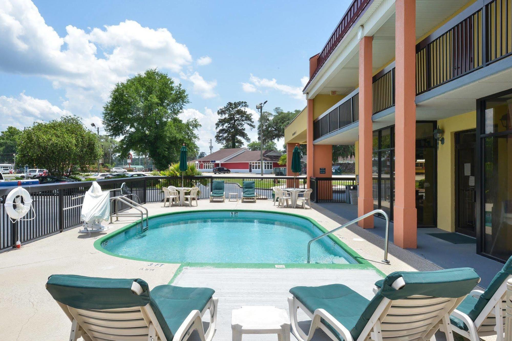 Suburban Studios Hinesville - Fort Stewart Area Экстерьер фото