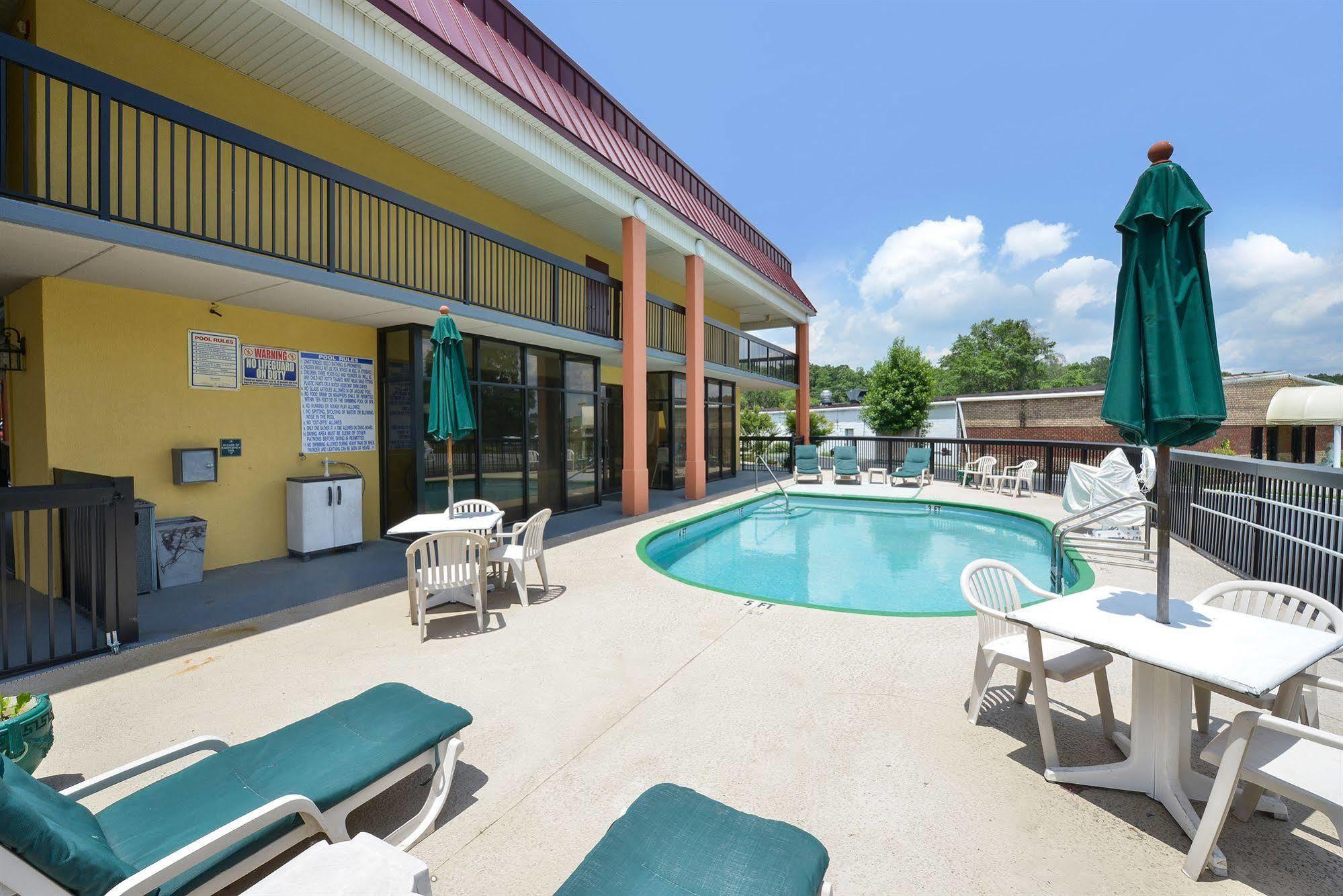 Suburban Studios Hinesville - Fort Stewart Area Экстерьер фото